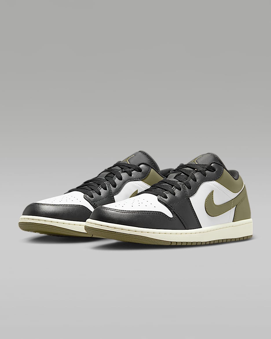 Jordan aj 1 low black shop